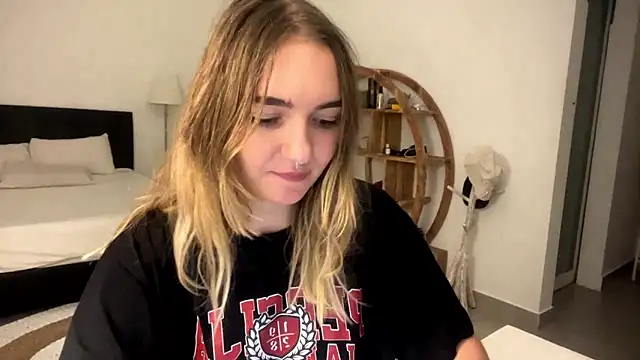 RoxyWet online show from 03.29.26