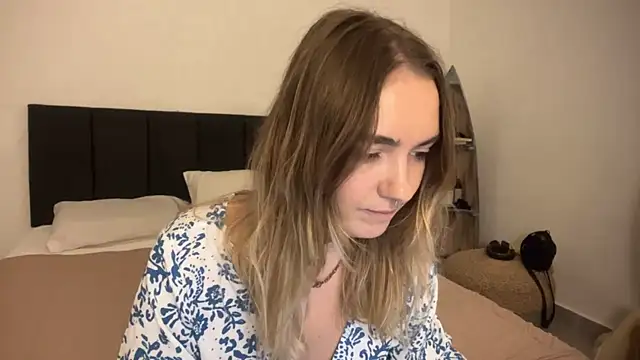 RoxyWet online show from 04.08.26