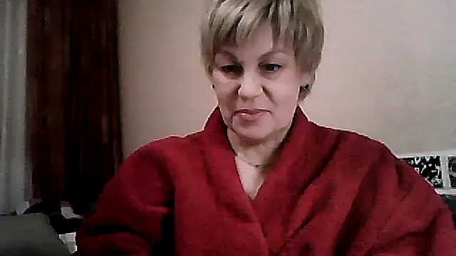 Snapshot of TatkaYang chatting on 03.25.26 TatkaYang online show from 03.25.26