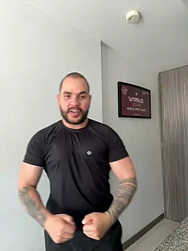Snapshot of Axel_Dominus chatting on 05.18.26 Axel Dominus online show from 05.18.26