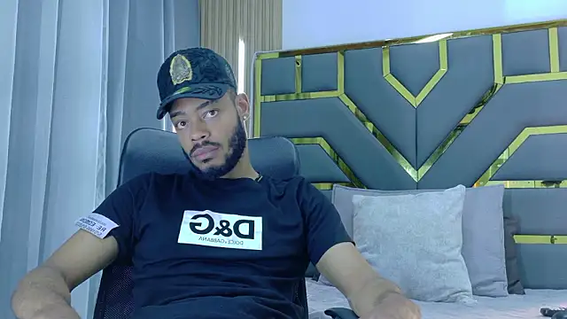 Oliver bigblack cock online show from 03.21.26