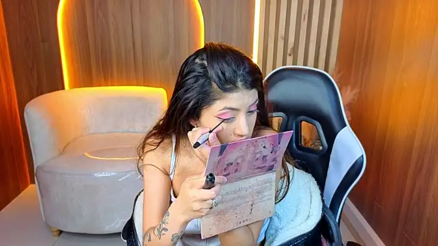 Lia queen tx online show from 07.26.26