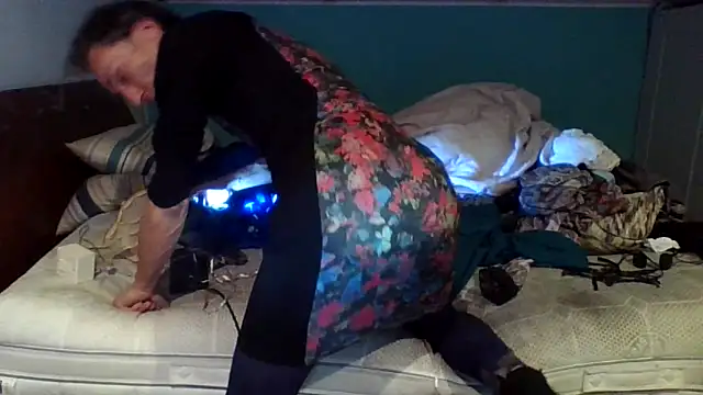 Snapshot of LeleaLatina chatting on 03.18.26 LeleaLatina online show from 03.18.26
