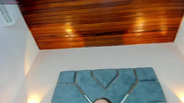 DanielaCruz-1 online show from 03.21.26