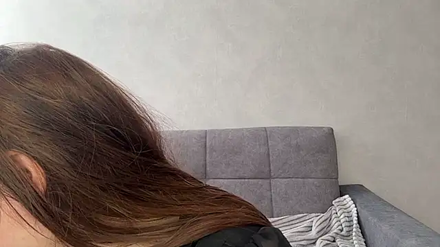 Ellaizatelly online show from 04.22.26