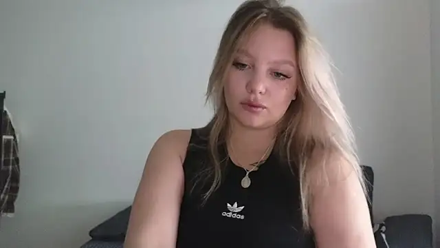 bettyloveu online show from 08.03.26