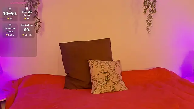 cuttie blondie online show from 06.15.26