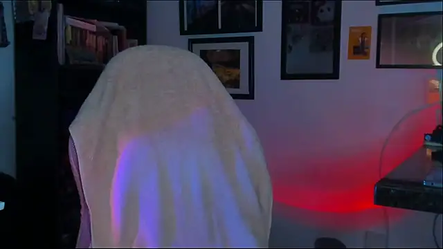 Lucia Ilich9 online show from 03.17.26