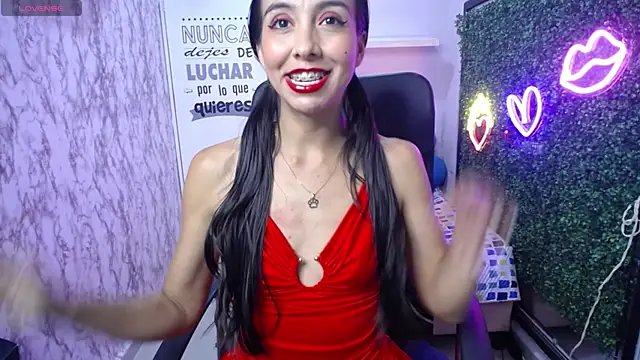 Snapshot of sandra_petite19 chatting on 07.15.26 sandra petite19 online show from 07.15.26