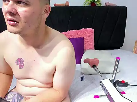 MAGUIRRE 2011 online show from 03.20.26