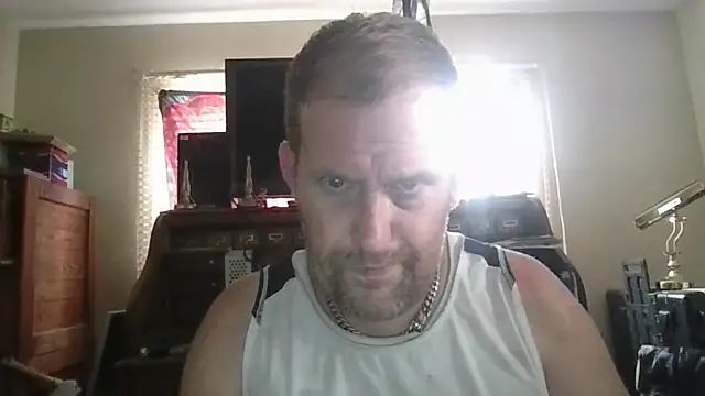 Snapshot of strokingjoe14585 chatting on 06.08.26 strokingjoe14585 online show from 06.08.26