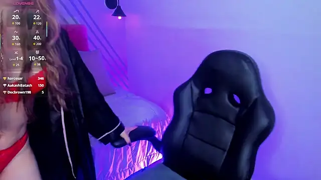 camille eyes online show from 04.17.26