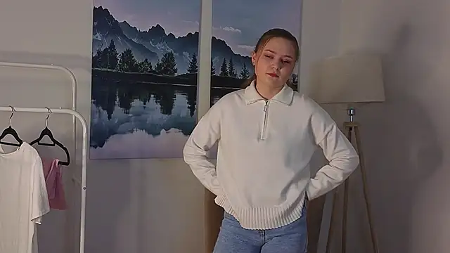 RhodaWerra online show from 03.14.26