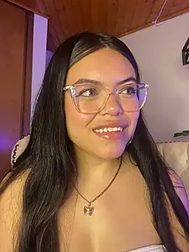 Snapshot of Valentine_pink chatting on 03.16.26 Valentine pink online show from 03.16.26