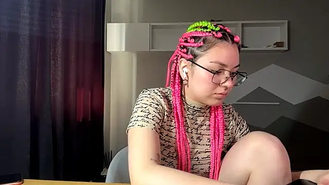 KlairRoms online show from 03.16.26