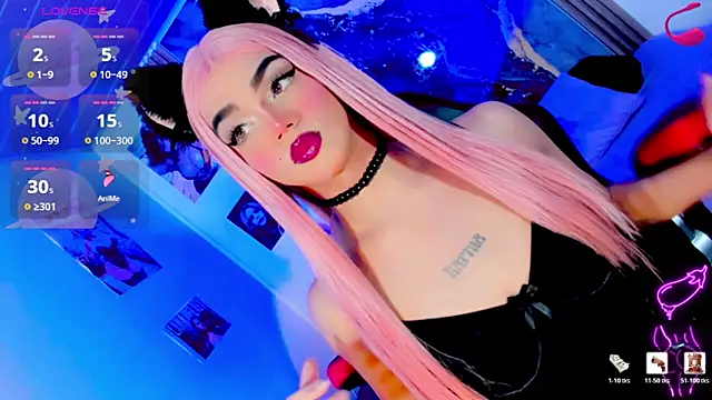 Snapshot of blonde_queen- chatting on 04.20.26 blonde queen- online show from 04.20.26