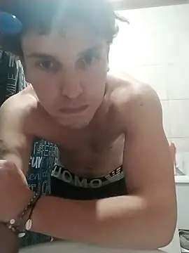 Snapshot of MpKev chatting on 03.15.26 MpKev online show from 03.15.26