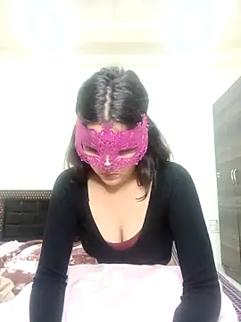 Hottymahi7 online show from 03.25.26