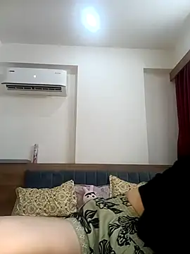 Hottymahi7 online show from 03.31.26