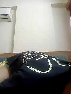 Hottymahi7 online show from 04.01.26