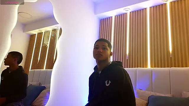 Kelvin Josue online show from 07.27.26
