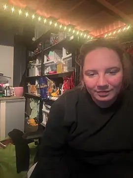 curvyneon online show from 03.23.26