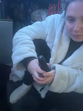 curvyneon online show from 04.13.26