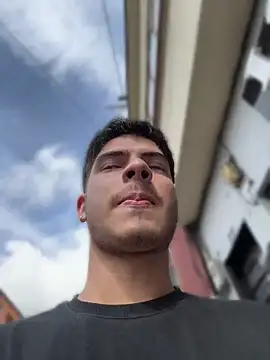 ApoloGray   online show from 04.15.26