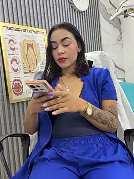 Snapshot of daniela-sexy chatting on 05.22.26 daniela-sexy online show from 05.22.26