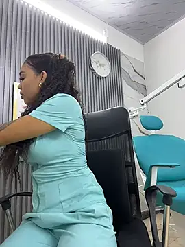 Snapshot of daniela-sexy chatting on 07.02.26 daniela-sexy online show from 07.02.26