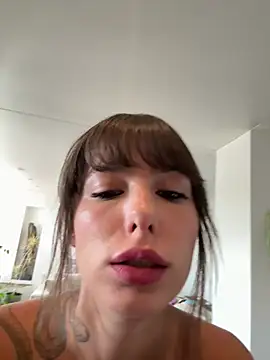 Snapshot of xsugarbabe chatting on 07.13.26 xsugarbabe online show from 07.13.26