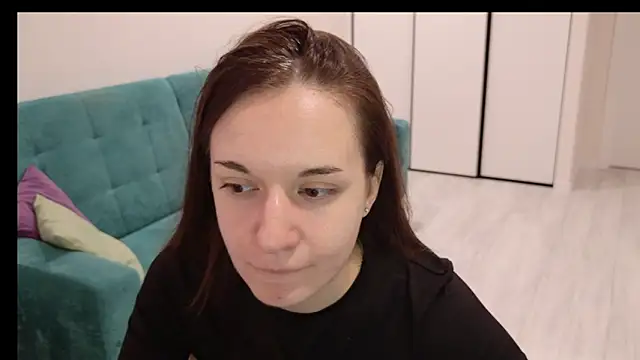 Snapshot of Ola_Queen chatting on 06.21.26 Ola Queen online show from 06.21.26