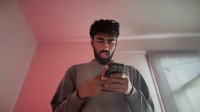 Snapshot of theuglyindianguy chatting on 03.20.26 theuglyindianguy online show from 03.20.26