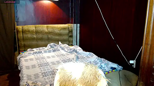 tyrasub online show from 04.12.26