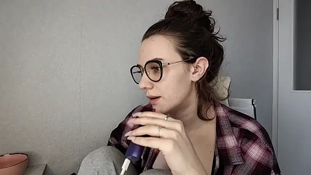 LaritaTocchio online show from 04.22.26
