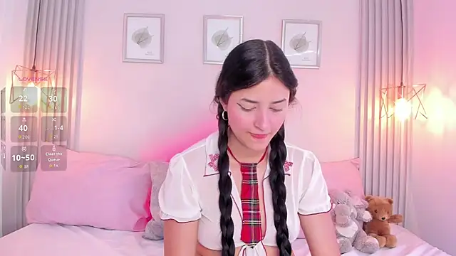 Snapshot of Sallyrosee_ chatting on 07.18.26 Sallyrosee online show from 07.18.26