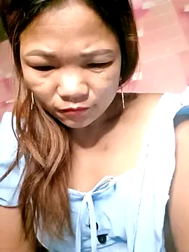 Snapshot of maymay121 chatting on 05.06.26 maymay121 online show from 05.06.26