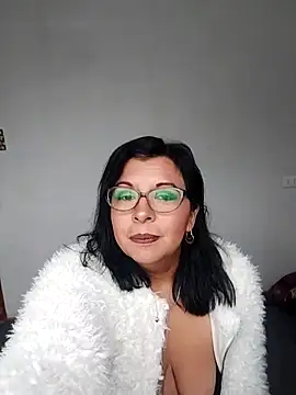 Snapshot of Negritta45 chatting on 04.06.26 Negritta45 online show from 04.06.26