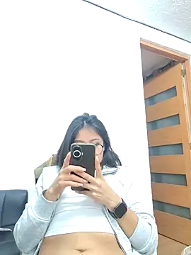 nanybb24 online show from 04.04.26