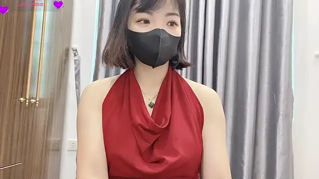 Snapshot of Ryo-Jisoo chatting on 06.19.26 Ryo-Jisoo online show from 06.19.26