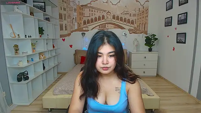 AlicaMayer online show from 04.20.26