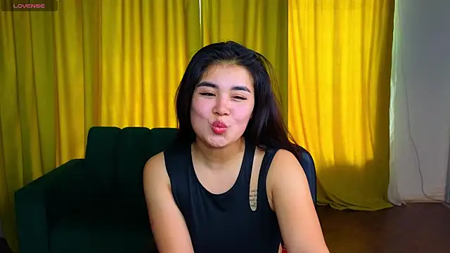 AlicaMayer online show from 04.29.26