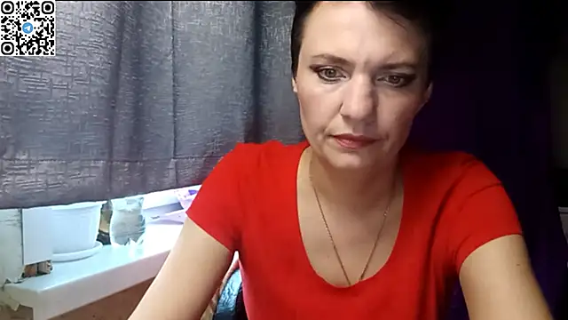 HotMamaQueen234 online show from 05.15.26