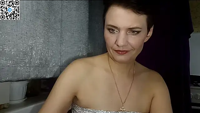 HotMamaQueen234 online show from 05.19.26