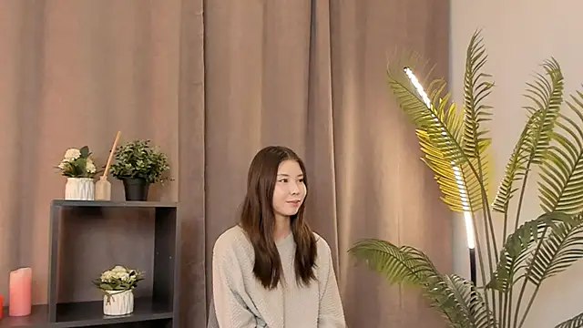 Snapshot of GloriaNorris chatting on 03.16.26 GloriaNorris online show from 03.16.26