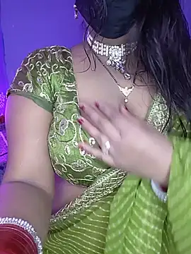 Snapshot of Miss_roohi chatting on 07.17.26 Miss roohi online show from 07.17.26