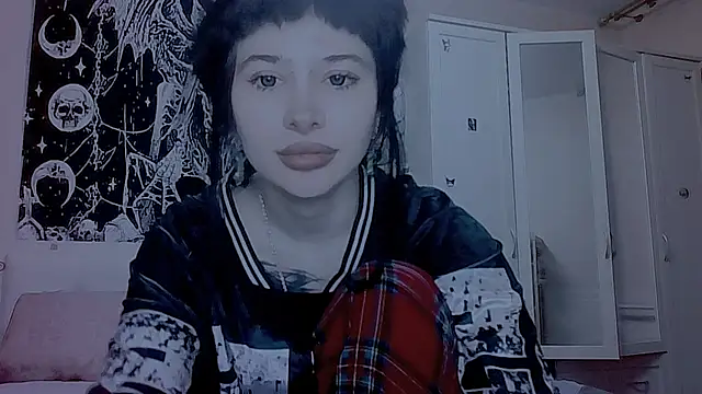 AllisonDeetz online show from 04.22.26
