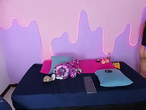 Amelia queen online show from 03.25.26