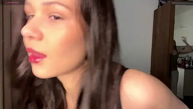 SparkSkarlet online show from 04.19.26