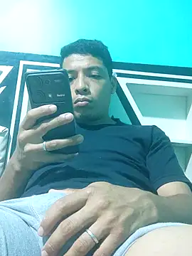 Snapshot of BorjaBG chatting on 04.14.26 BorjaBG online show from 04.14.26